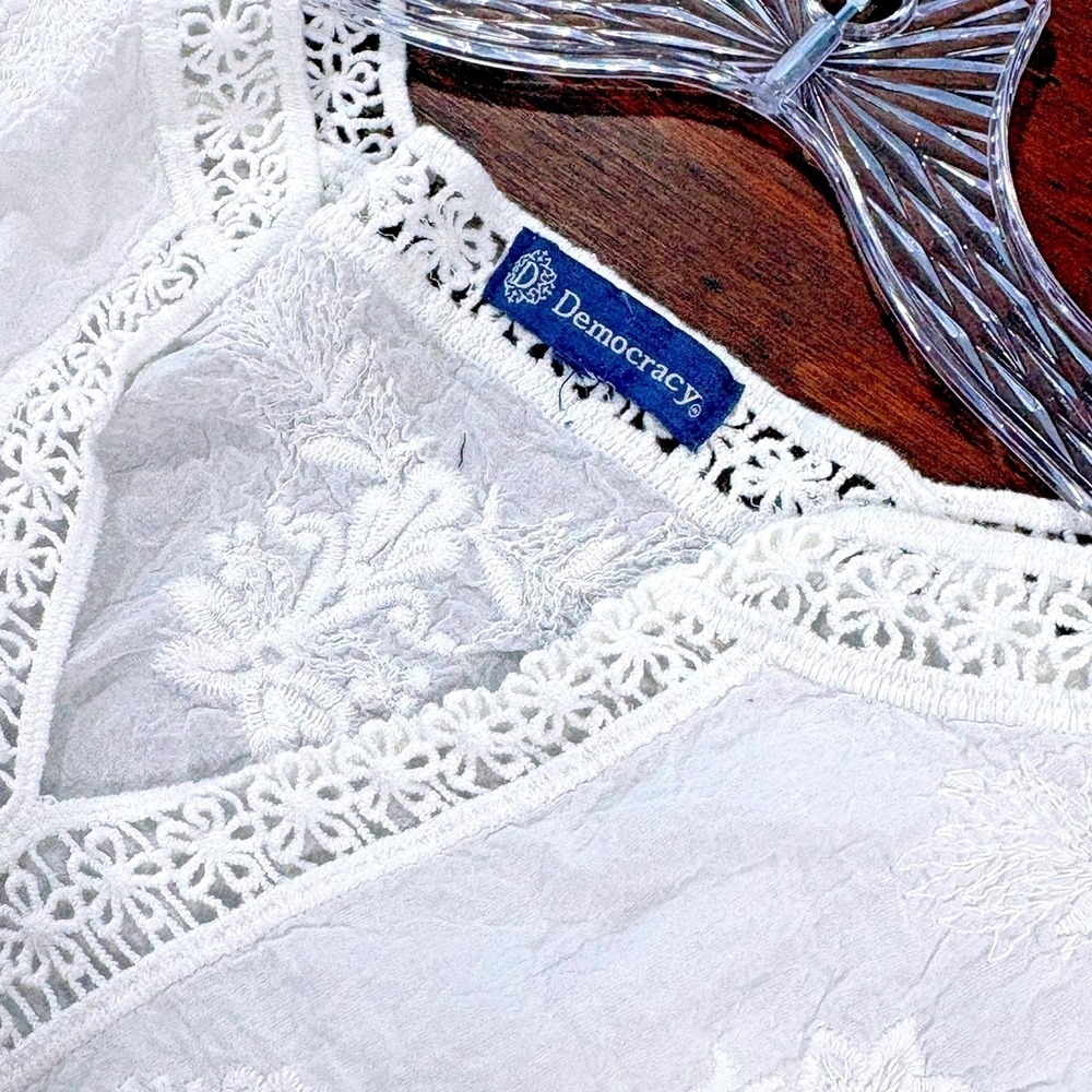 White Eyelet Lace Crochet Top Small Boho Cottage Romantic Coastal Resort Beach - Picture 9 of 11